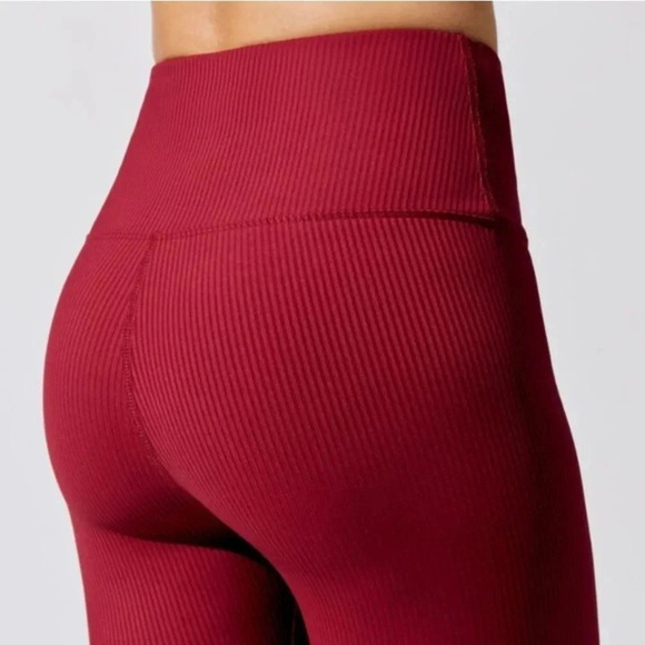 Carbon38 Ribbed 7/8 Legging in Red Size Small - Picture 3 of 12